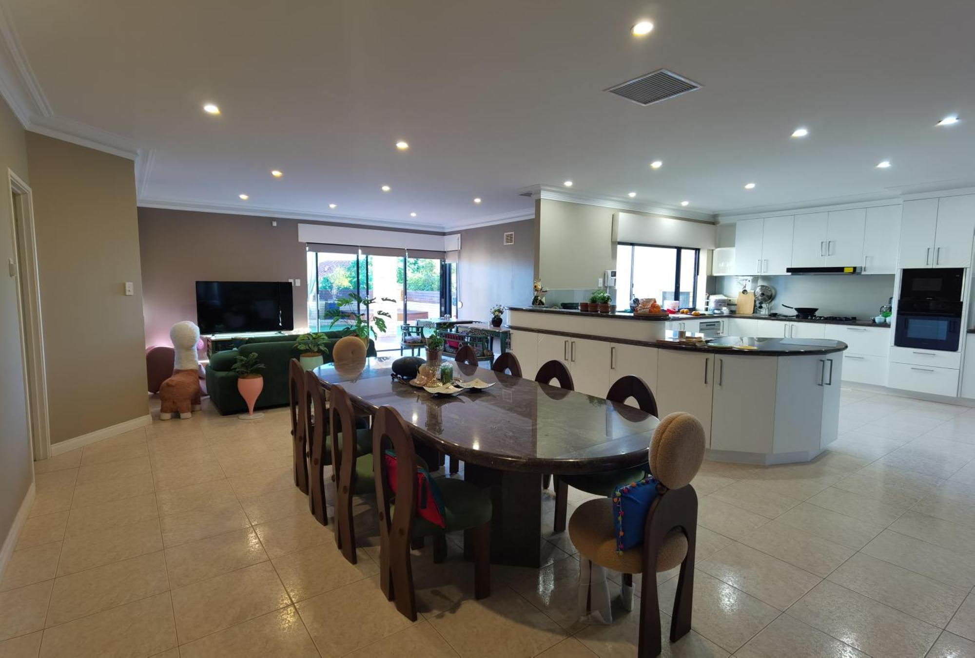 Sunny Ocean View Retreat Apartment เพิร์ท ภายนอก รูปภาพ