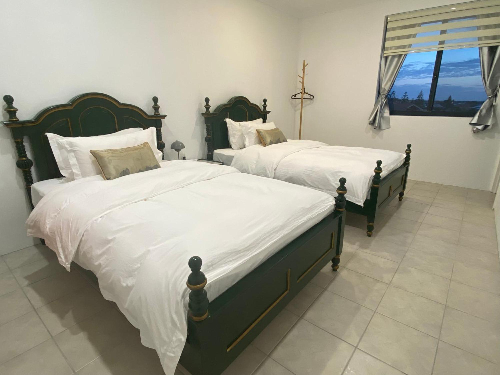 Sunny Ocean View Retreat Apartment เพิร์ท ภายนอก รูปภาพ