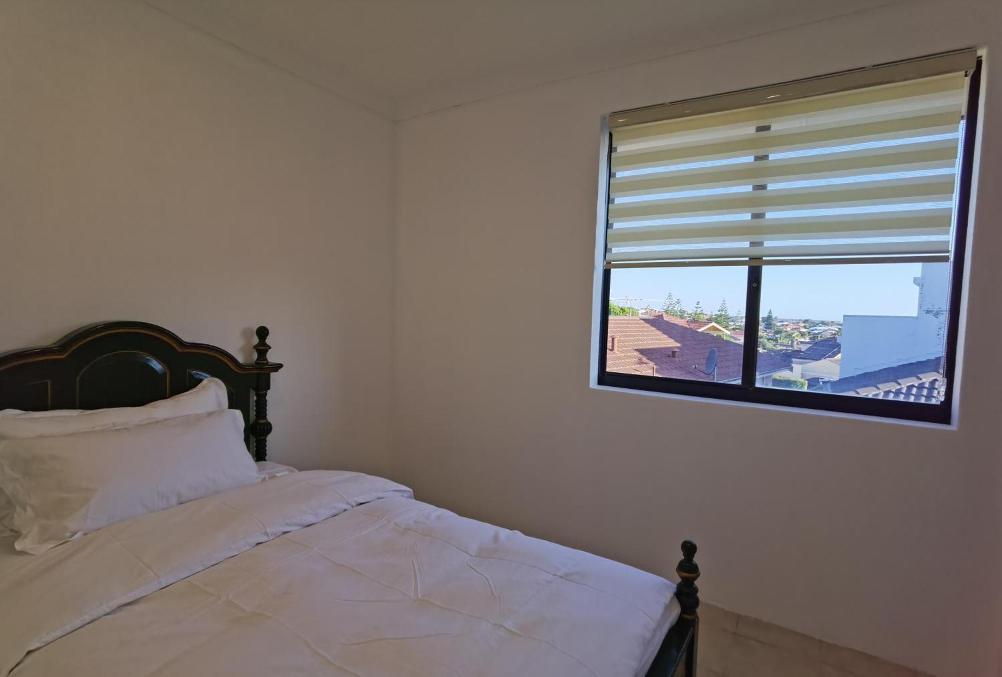 Sunny Ocean View Retreat Apartment เพิร์ท ห้อง รูปภาพ